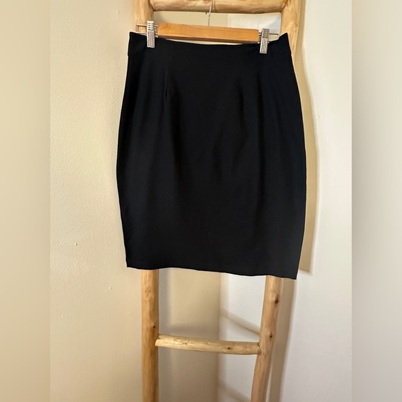 EILEEN FISHER Classic Black Mini Skirt XS Work Business Casual Party Pull On - Picture 6 of 6